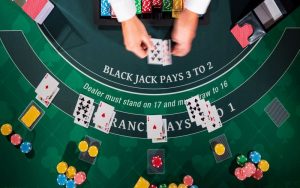 Blackjack online không giới hạn người chơi, từ đó đem đến sự thú vị, mới mẻ